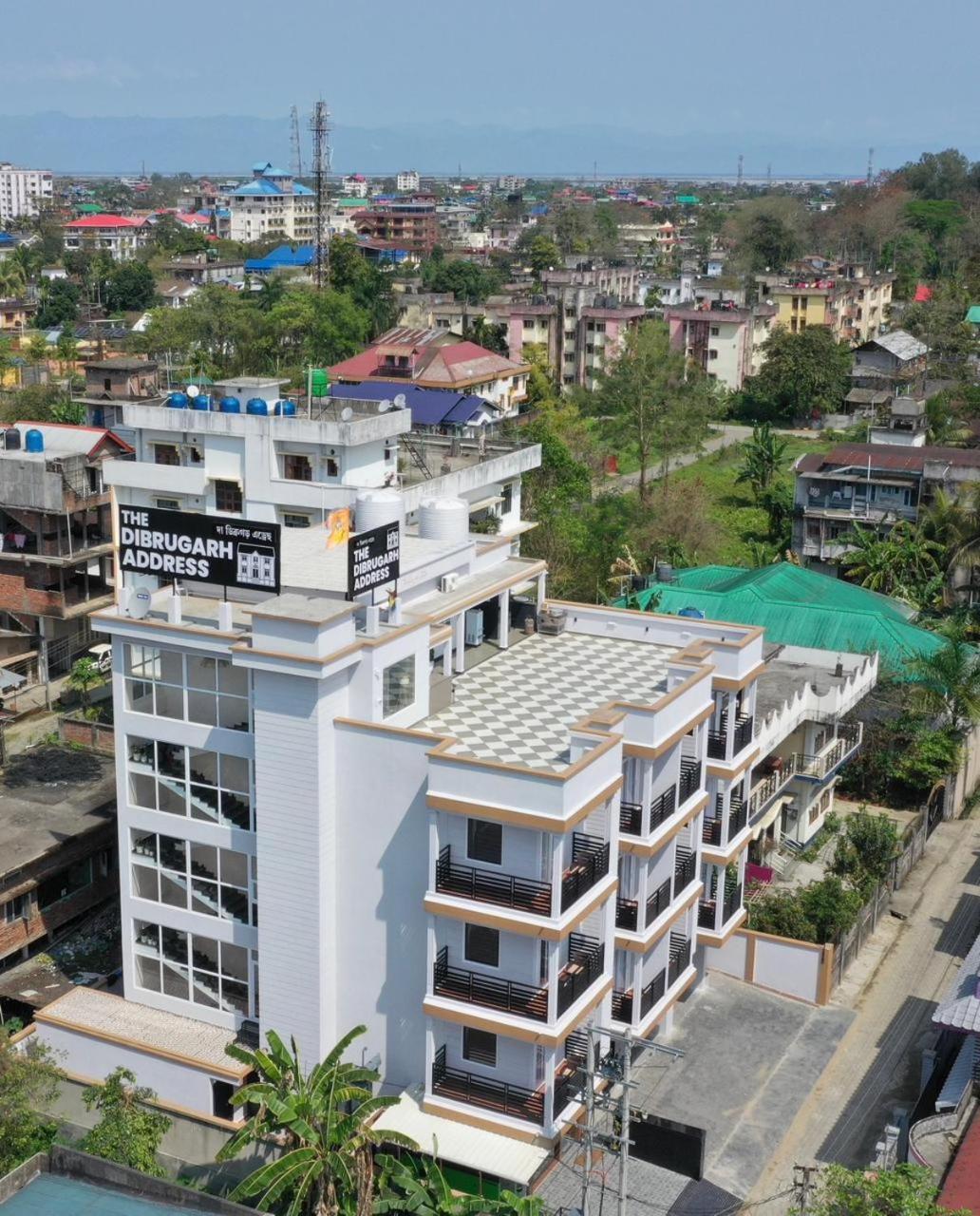 ホテル The Dibrugarh Address エクステリア 写真